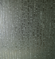 water-stains-on-mirror